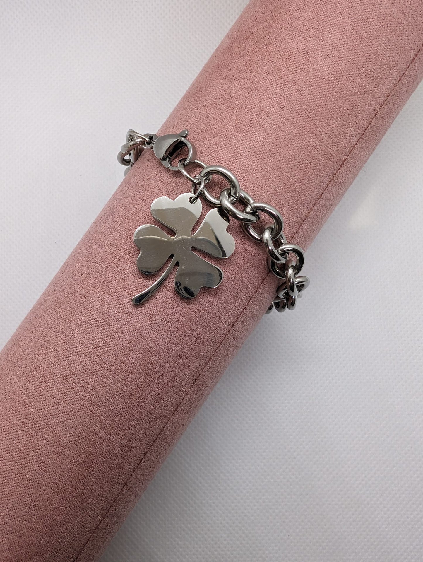 BRACCIALE CON PENDENTE